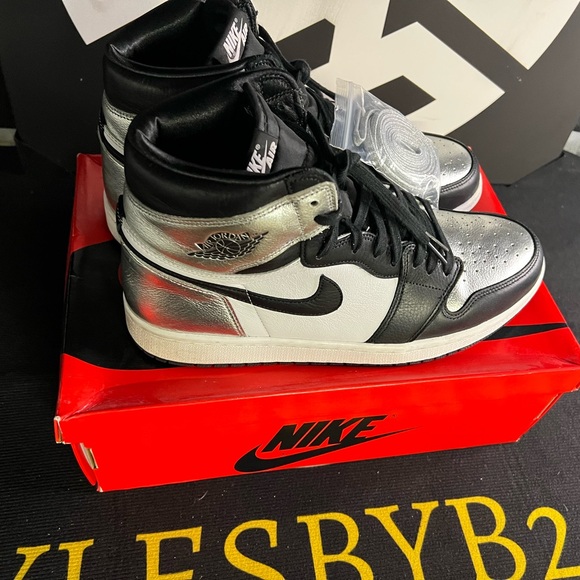 Jordan Black and Silver High-Top Sneakers. W12/M10.5 - Picture 4 of 7